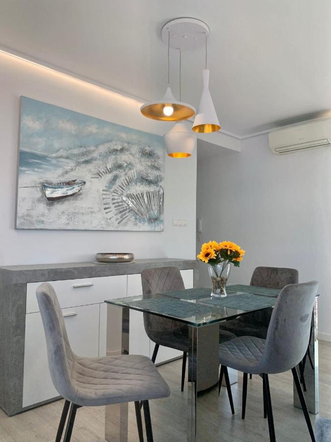 Apartamento Alay en Puerto Marina vistas playa Benalmádena Exterior foto